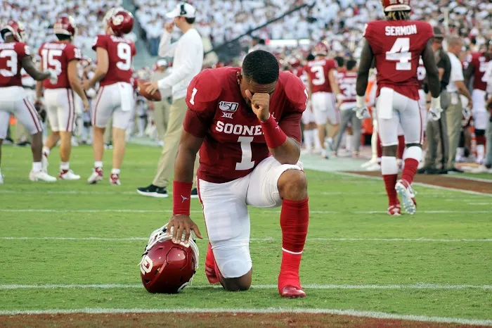 Jalen Hurts Praying
