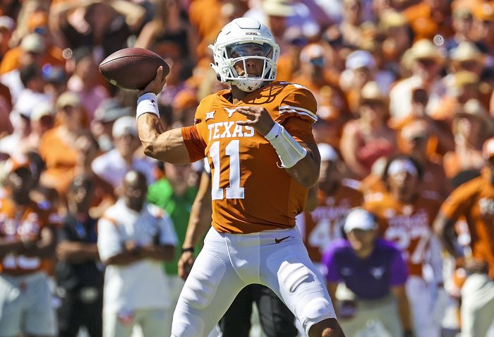 NCAA Football: Oklahoma at Texas
