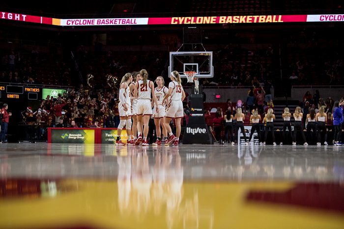 Iowa State 2021-22 Women's Basketball Team Photo - 1