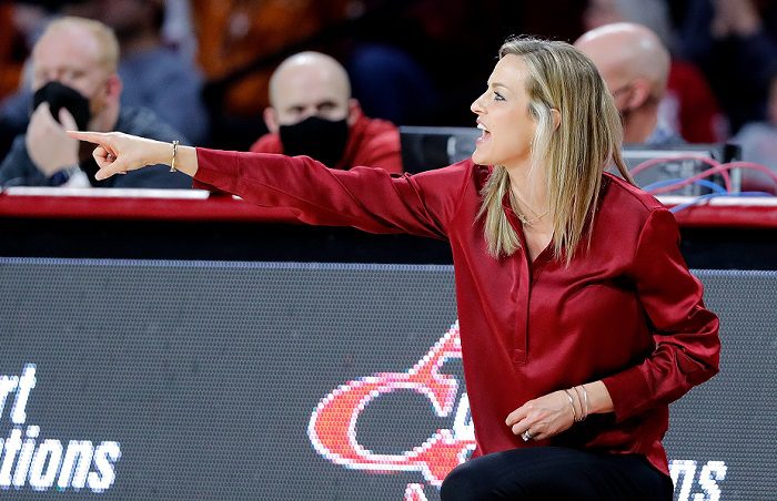 Jennie Baranczyk - Oklahoma Women's Basketball -2
