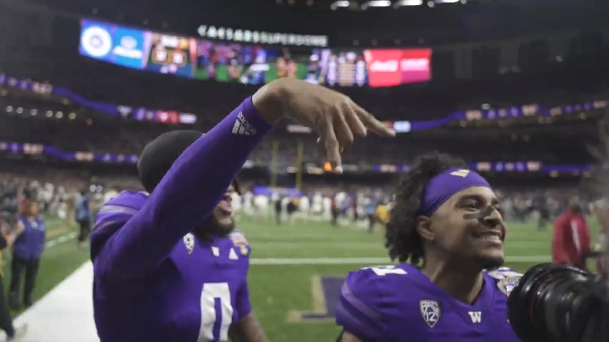 Washington players taunting Texas fans after 37-31 Sugar Bowl win.