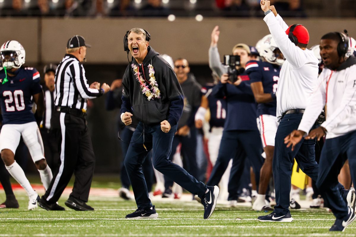 NCAA Football: Houston at Arizona