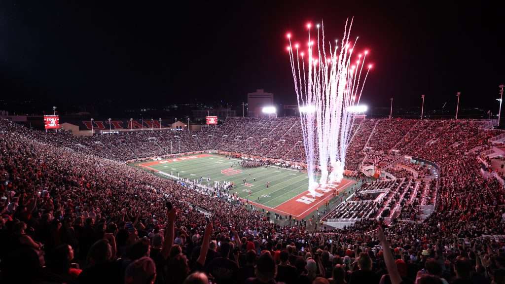 Sep 28, 2024; Salt Lake City, Utah, USA; A general view of Rice-Eccles Stadium at the start of the fourth quarter between the Utah Utes and the Arizona Wildcats. Mandatory Credit: Rob Gray-Imagn Images