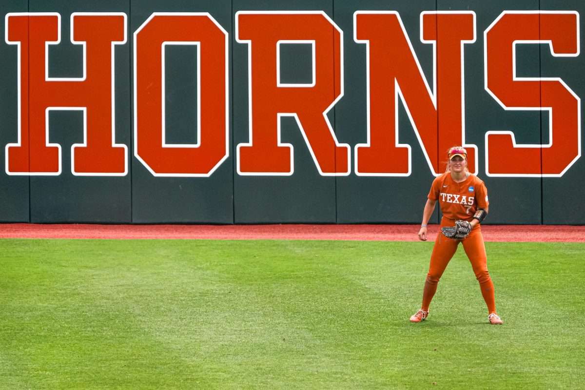 Texas Longhorns outfielder Ashton Maloney (7) watches the batter during the NCAA D1 Softball Tournament Regional against UCF at Red and Charline McCombs Field on Sunday, May 18, 2025 in Austin, Texas.