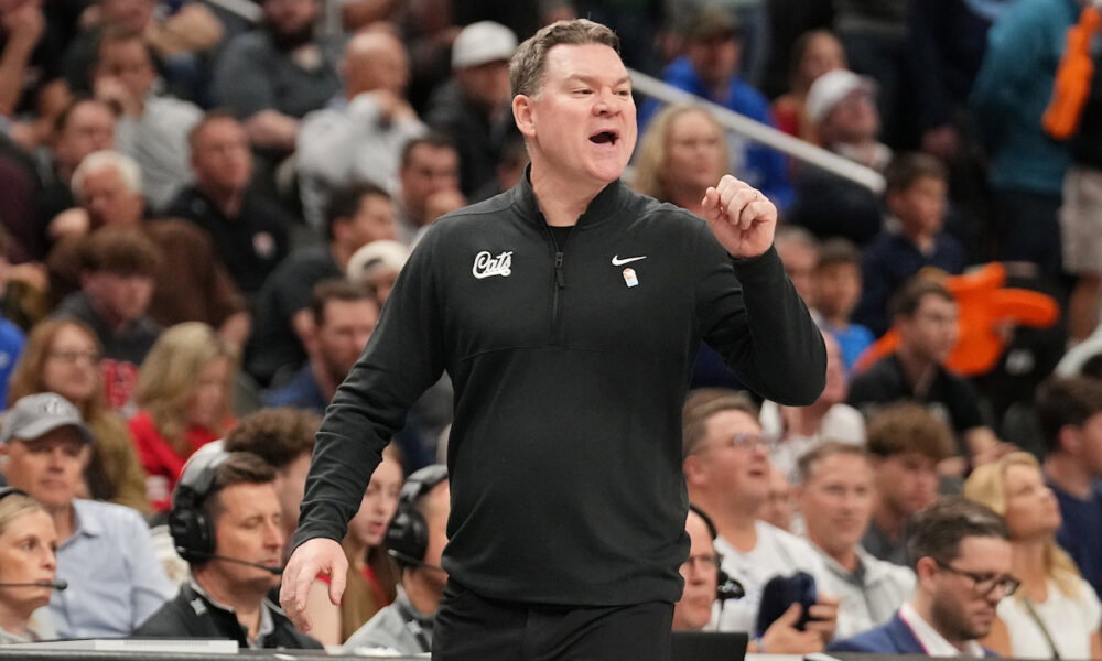 Arizona Wildcats basketball coach Tommy Lloyd